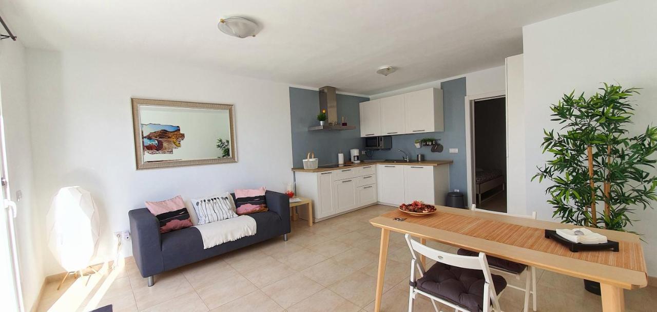 Apartamento Las Brisas Playa Blanca Dış mekan fotoğraf