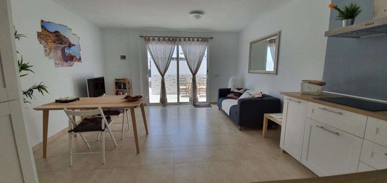 Apartamento Las Brisas Daire Playa Blanca Dış mekan fotoğraf